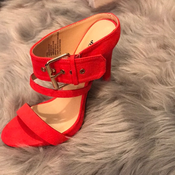 Coral heels - Picture 3 of 6